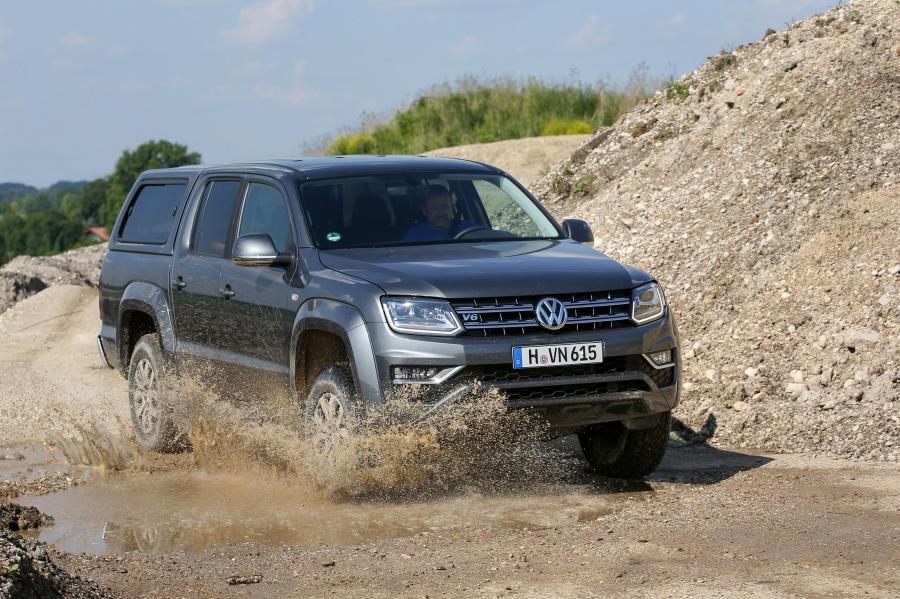  Volkswagen Amarok Double Cab Highline 2016 года  (фото 6 из 37)